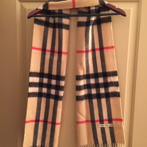 B U R B E R R Y  SCARF